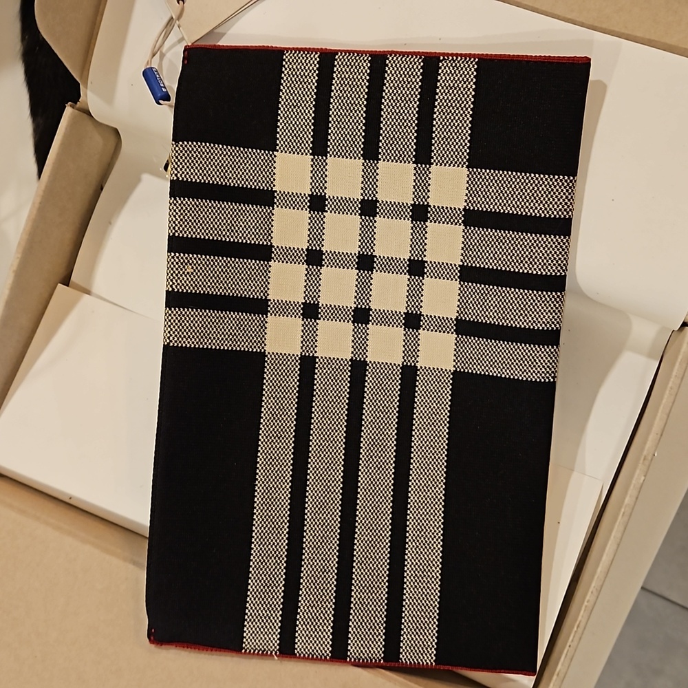 Rothy's NWT Blackberry Plaid Wristlet